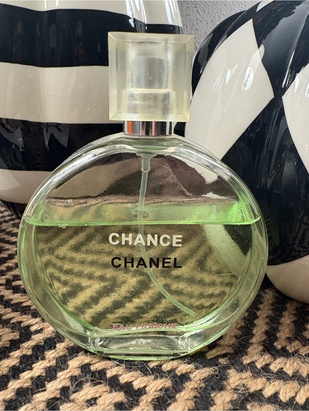 CHANEL Chance Eau Fraîche Women's Perfume - Light Green